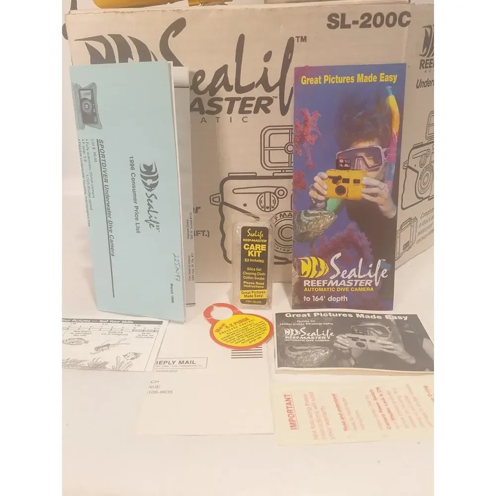 SeaLife Reefmaster Automatic SL-200C Underwater 35mm Film Camera Set- Excellent!